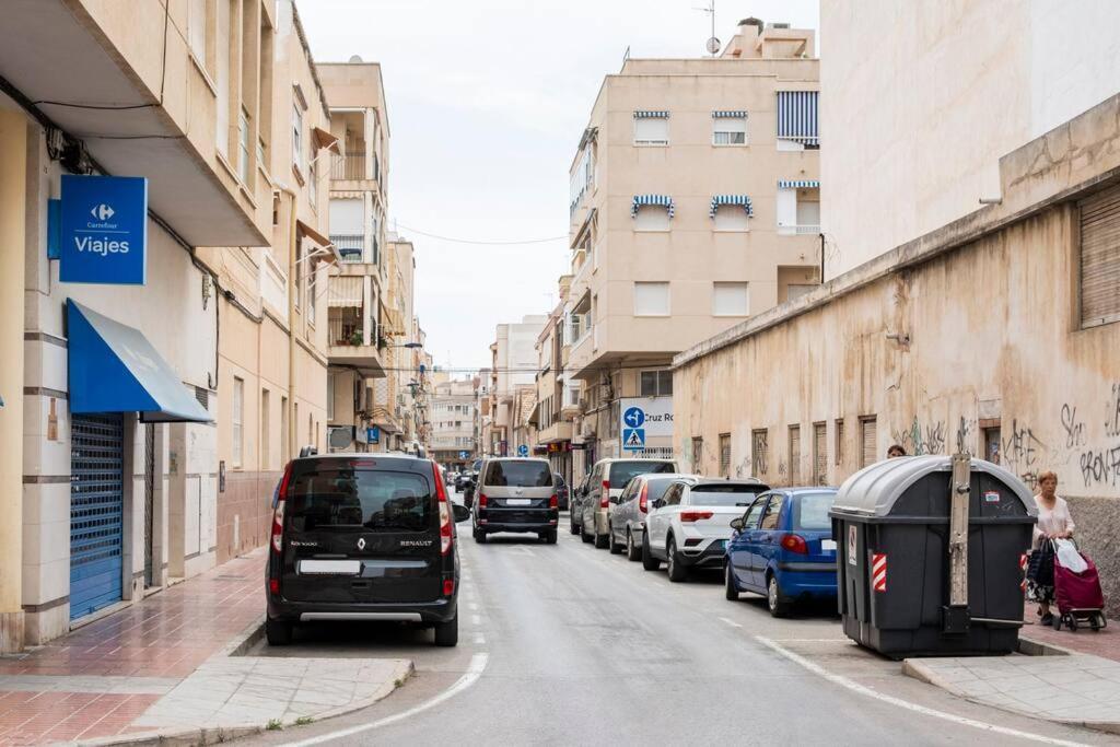 Acogedor Alojamiento A Pocos Metros De La Playa Santa Pola Exteriör bild